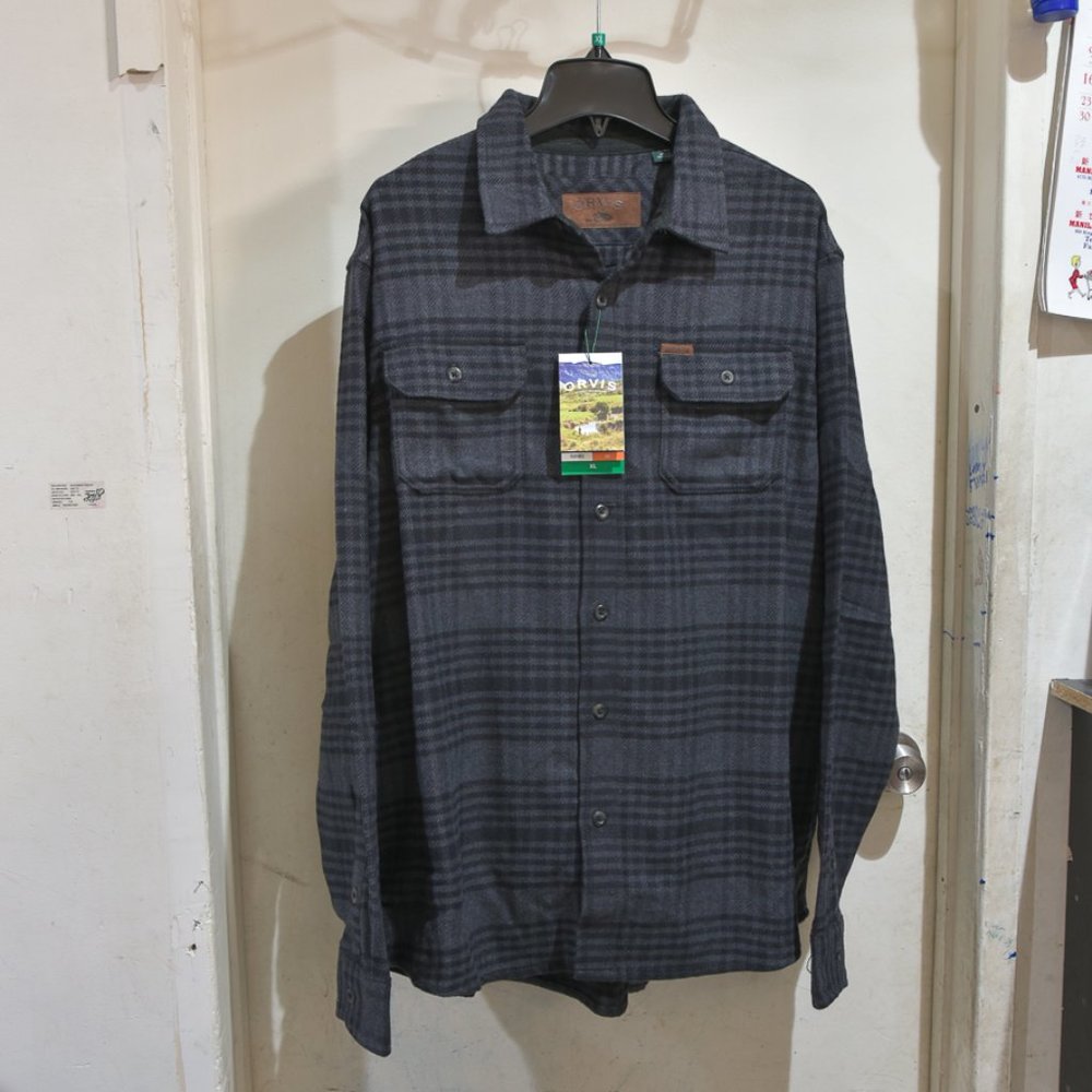 Orvis Men’s Flannel Shirt in gray - Picture 2 of 9